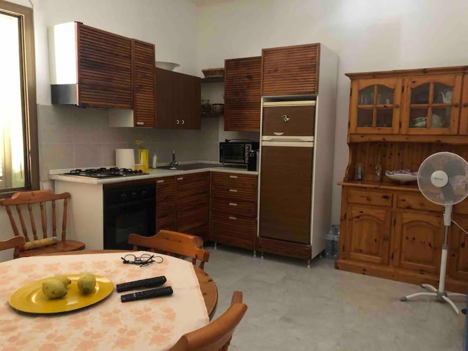 Casa Indipendente I Due Mari Βίλα Porto Torres Εξωτερικό φωτογραφία