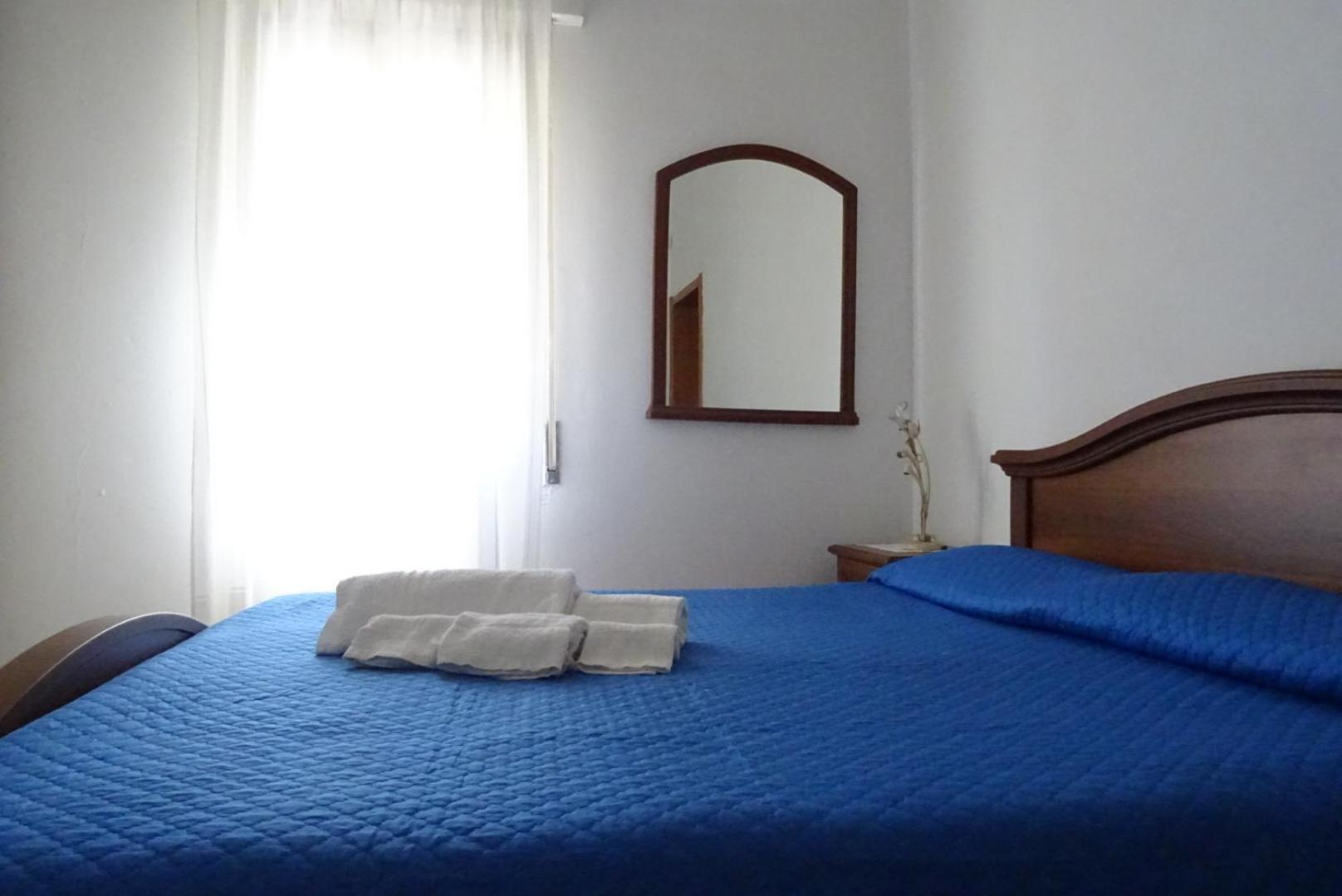 Casa Indipendente I Due Mari Βίλα Porto Torres Εξωτερικό φωτογραφία
